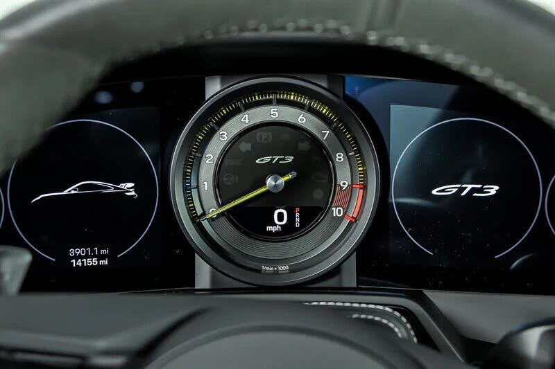 2022 Porsche 992 GT3 - Image 21 of 31