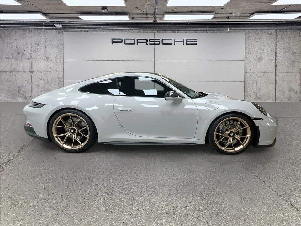 2022 Porsche 992 GT3 - Image 8 of 31