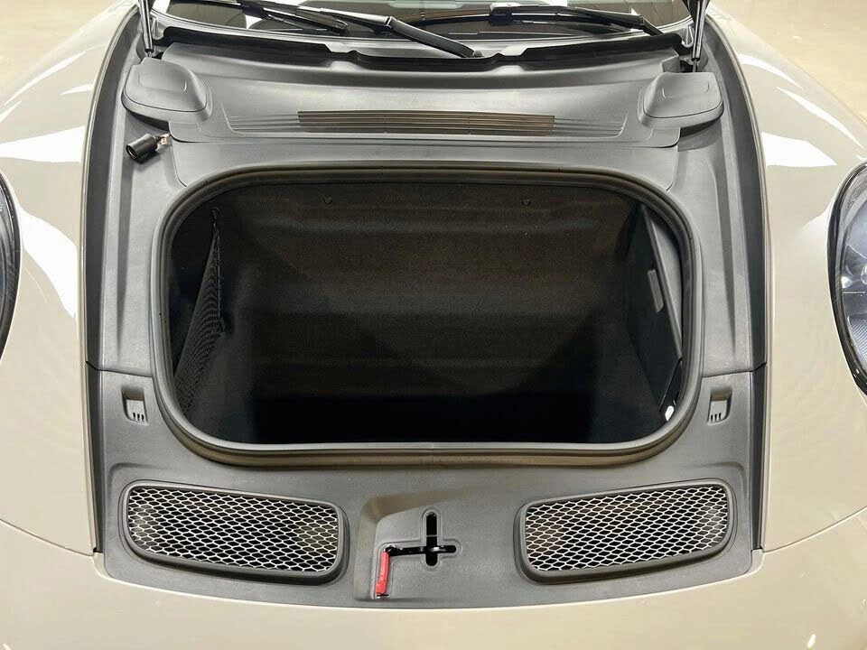 2022 Porsche 992 GT3 - Image 30 of 31