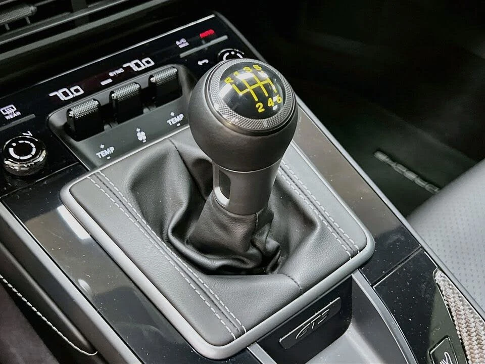 2022 Porsche 992 GT3 - Image 18 of 31