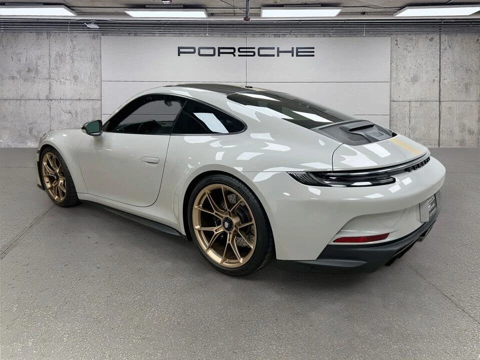 2022 Porsche 992 GT3 - Image 3 of 31