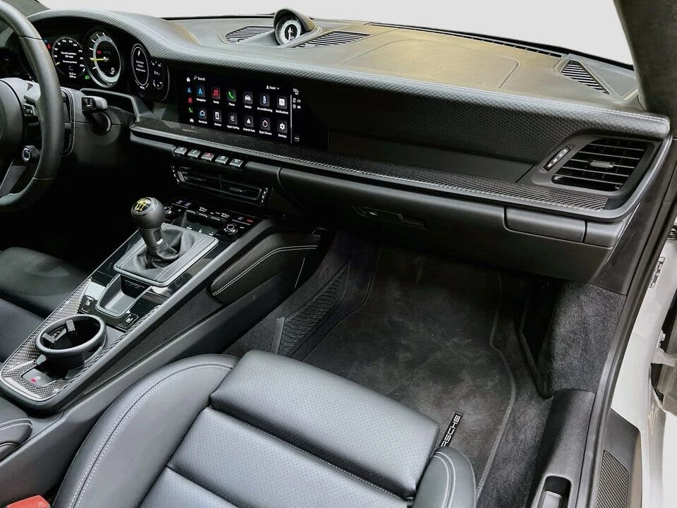 2022 Porsche 992 GT3 - Image 29 of 31