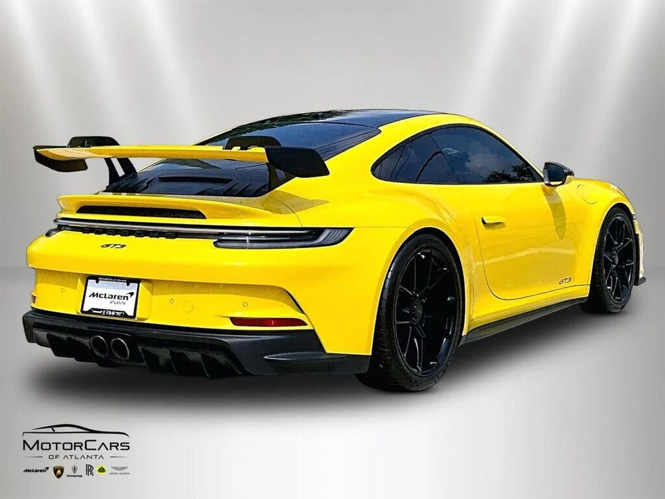 2022 Porsche 992 GT3 - Image 11 of 29