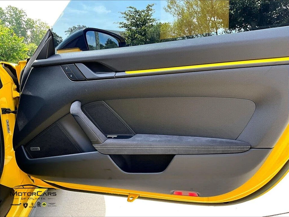 2022 Porsche 992 GT3 - Image 22 of 29