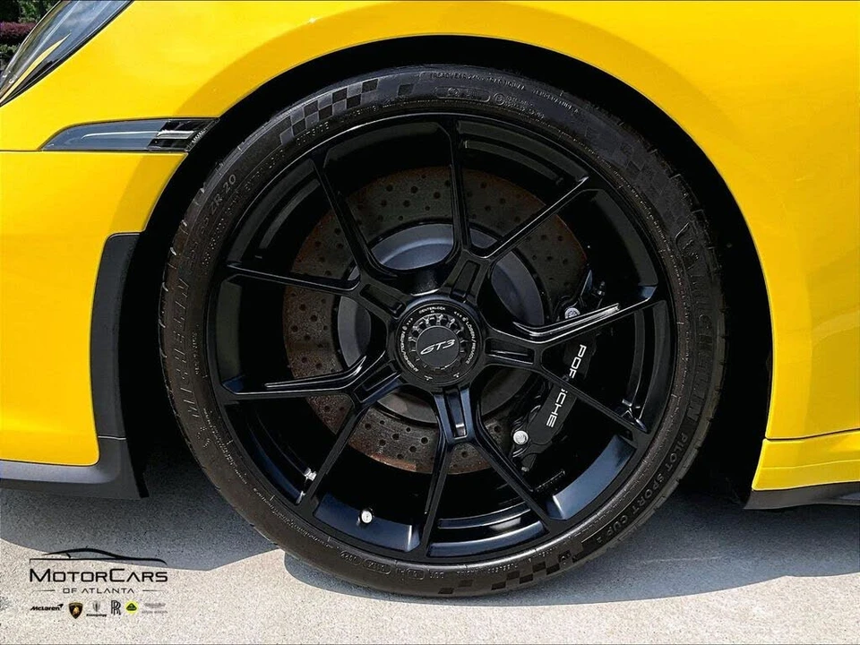 2022 Porsche 992 GT3 - Image 9 of 29