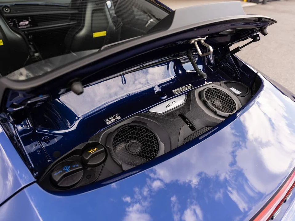 2022 Porsche 992 GT3 - Image 27 of 31