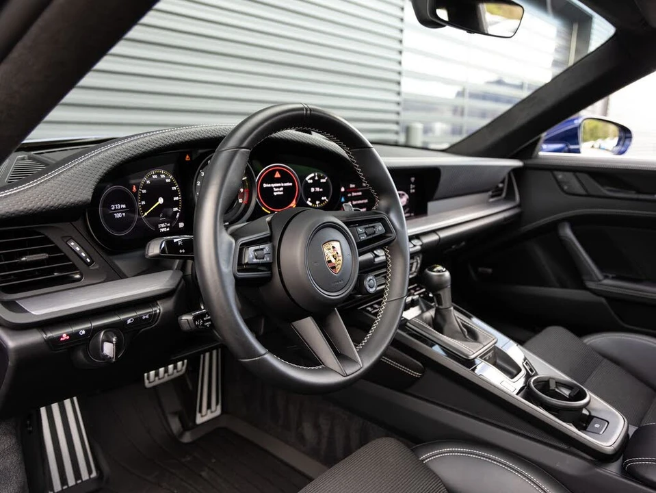 2022 Porsche 992 GT3 - Image 4 of 31