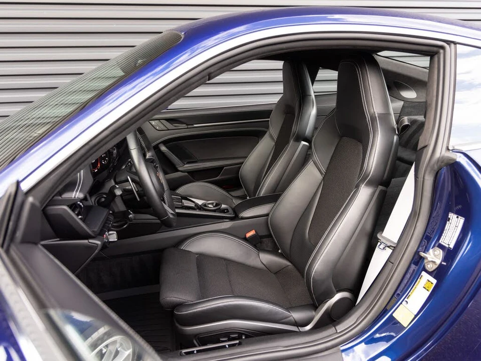 2022 Porsche 992 GT3 - Image 5 of 31