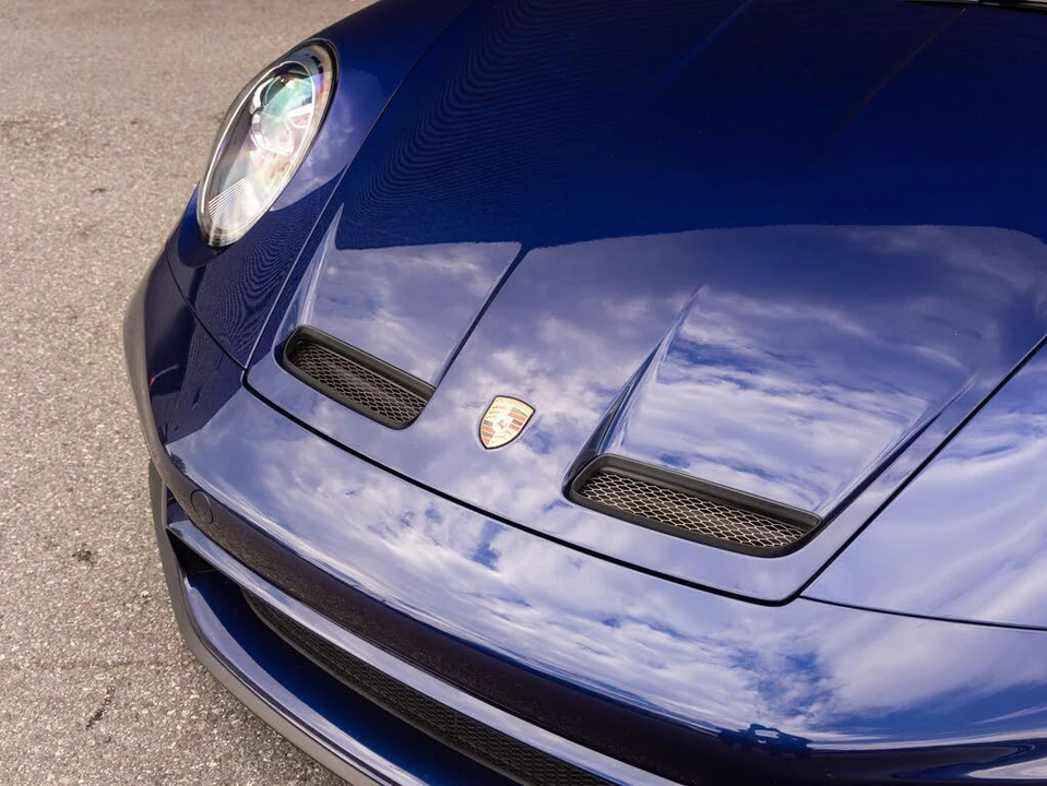 2022 Porsche 992 GT3 - Image 10 of 31