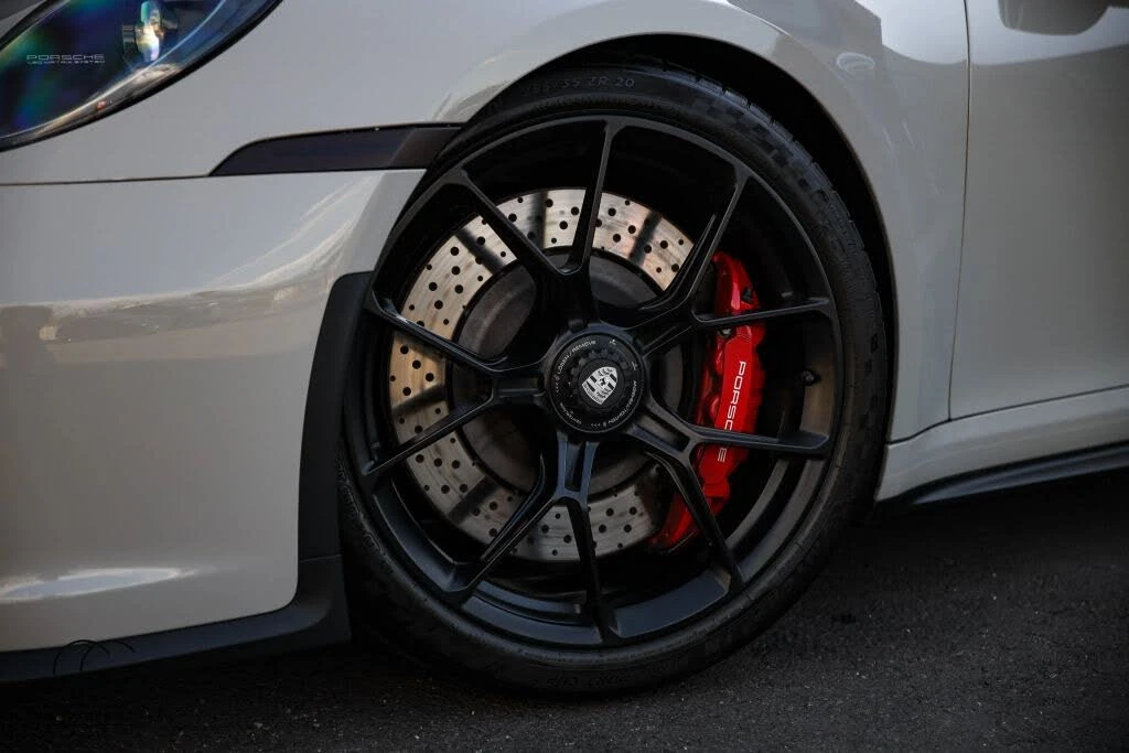 2022 Porsche 992 GT3 - Image 7 of 31