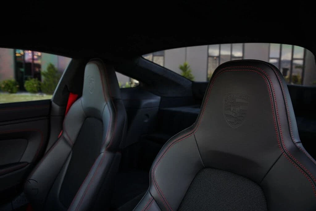 2022 Porsche 992 GT3 - Image 27 of 31