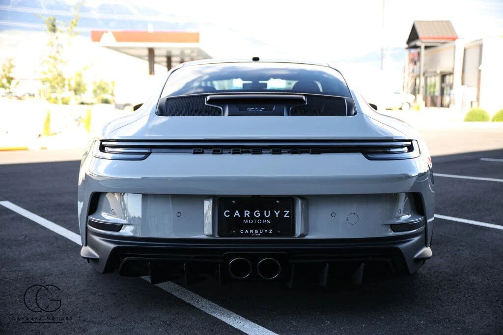 2022 Porsche 992 GT3 - Image 16 of 31