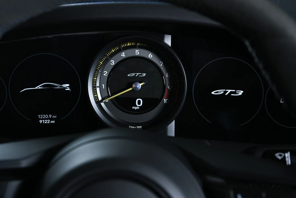 2022 Porsche 992 GT3 - Image 7 of 31
