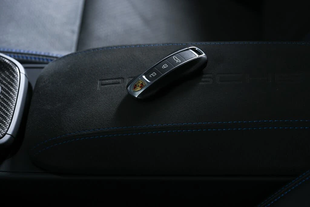 2022 Porsche 992 GT3 - Image 24 of 31