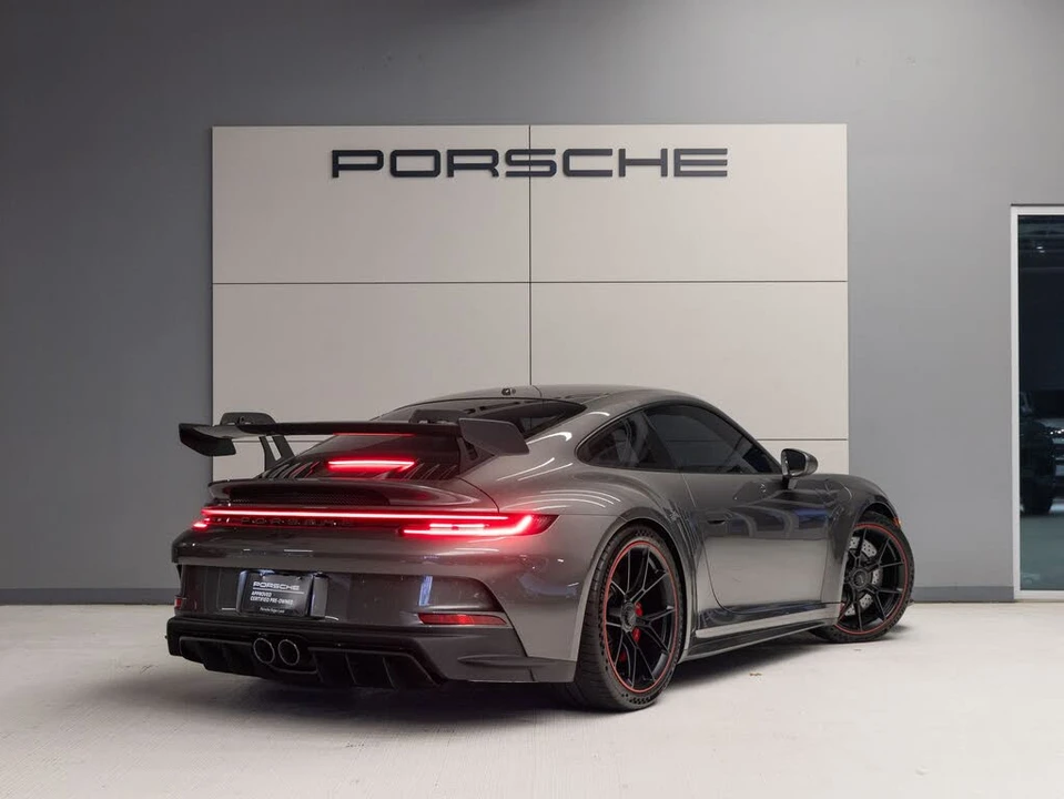 2022 Porsche 992 GT3 - Image 7 of 31