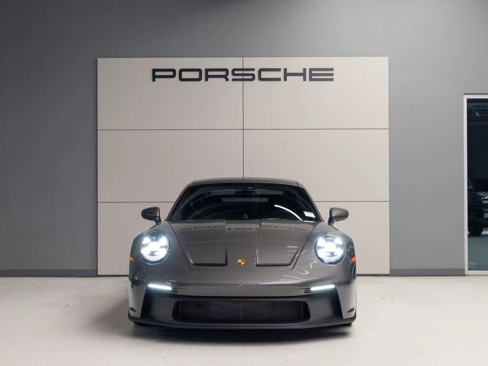 2022 Porsche 992 GT3 - Image 10 of 31