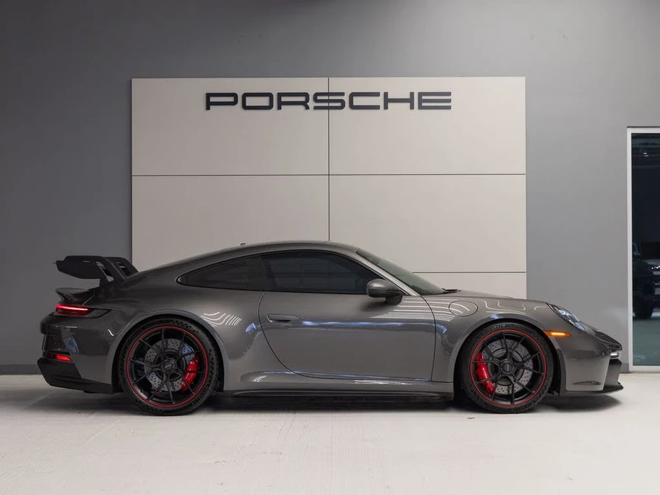 2022 Porsche 992 GT3 - Image 8 of 31