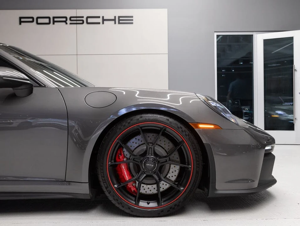 2022 Porsche 992 GT3 - Image 11 of 31