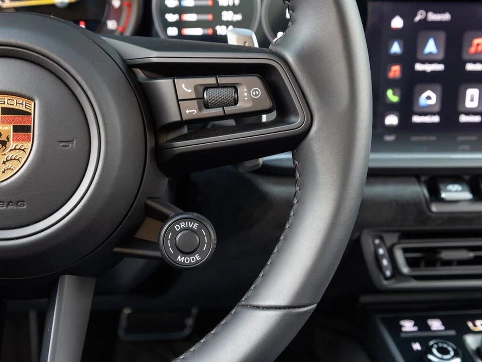 2022 Porsche 992 GT3 - Image 16 of 31