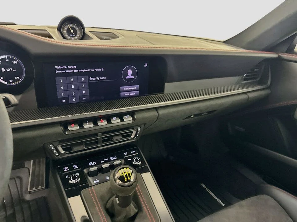 2022 Porsche 992 GT3 - Image 24 of 31