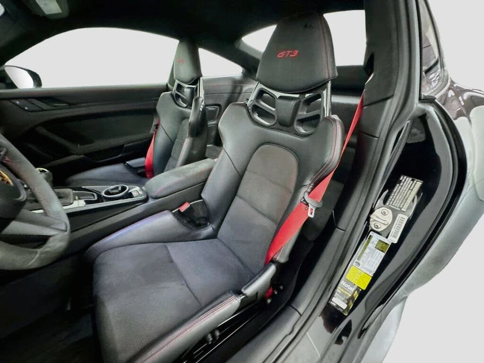 2022 Porsche 992 GT3 - Image 22 of 31
