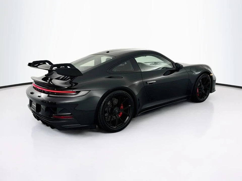 2022 Porsche 992 GT3 - Image 5 of 31