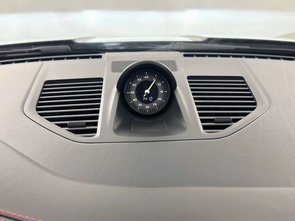 2022 Porsche 992 GT3 - Image 27 of 31