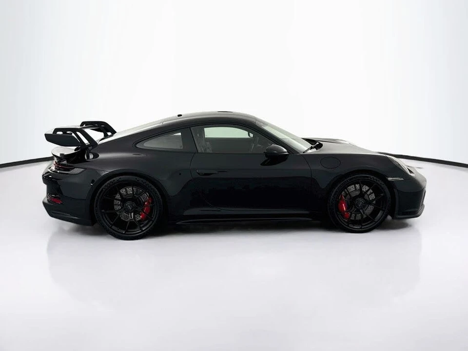 2022 Porsche 992 GT3 - Image 4 of 31