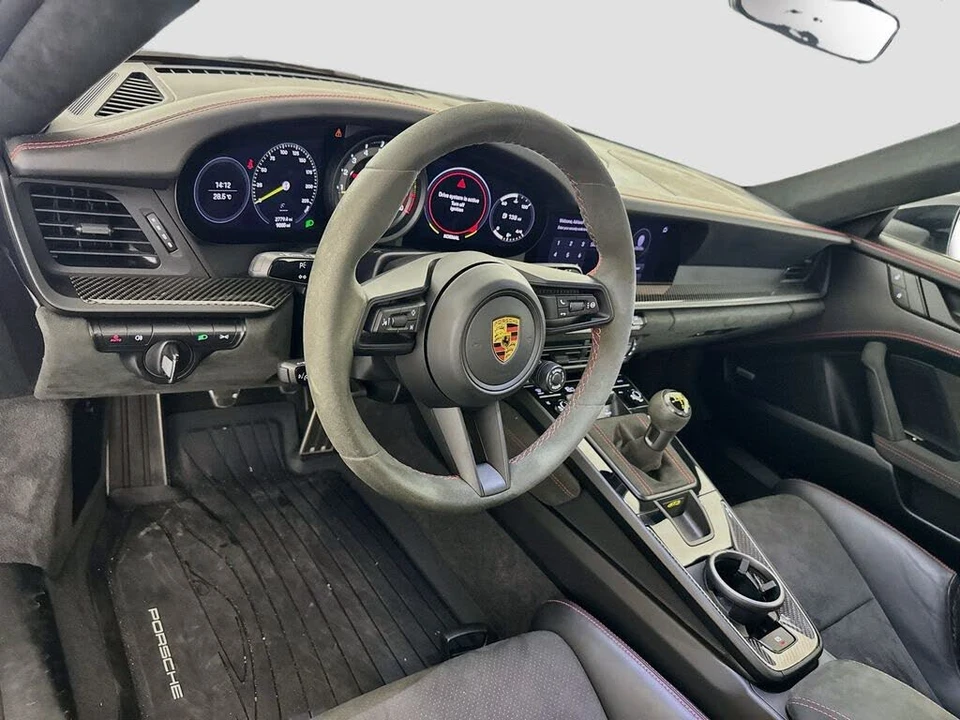 2022 Porsche 992 GT3 - Image 9 of 31