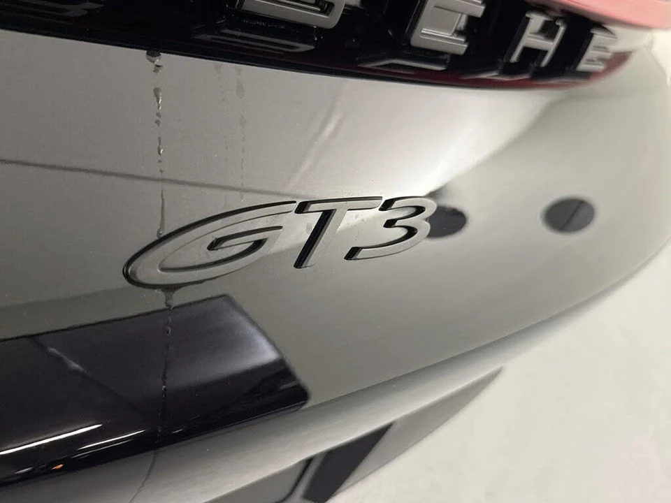 2022 Porsche 992 GT3 - Image 26 of 31