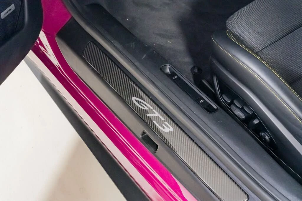2022 Porsche 992 GT3 - Image 23 of 31
