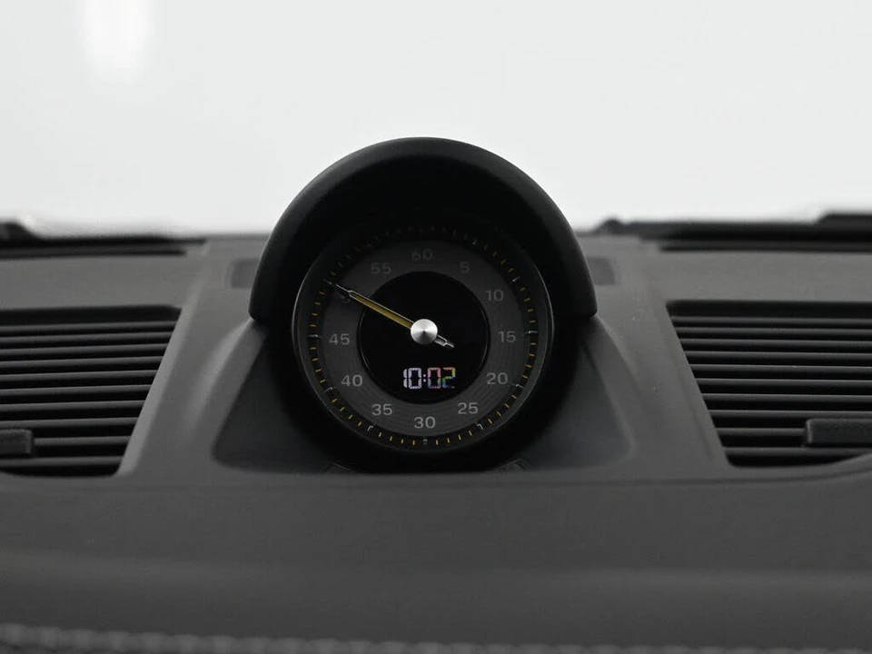 2022 Porsche 992 GT3 - Image 10 of 31