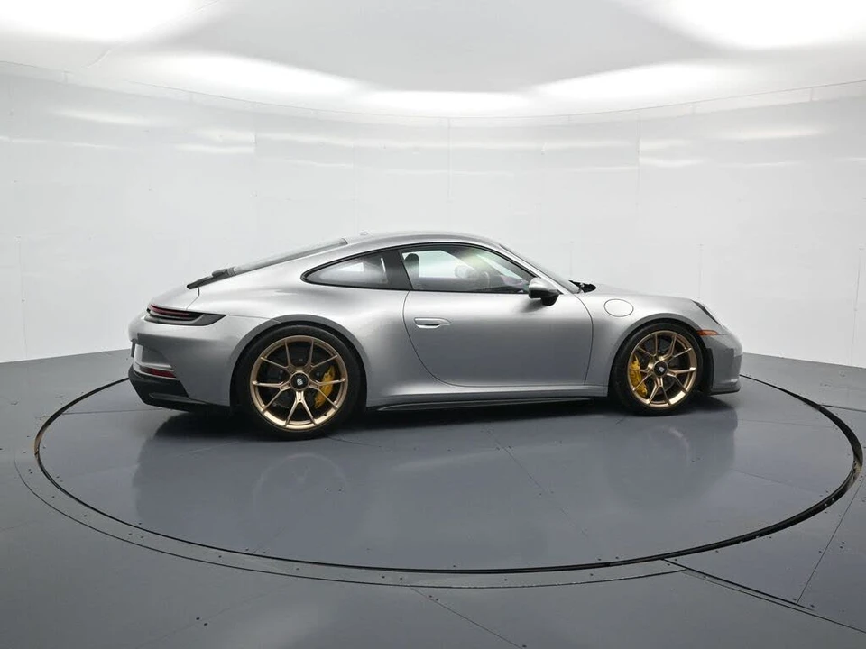 2022 Porsche 992 GT3 - Image 29 of 31