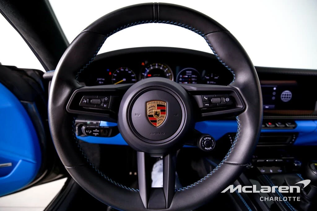 2022 Porsche 992 GT3 - Image 14 of 31