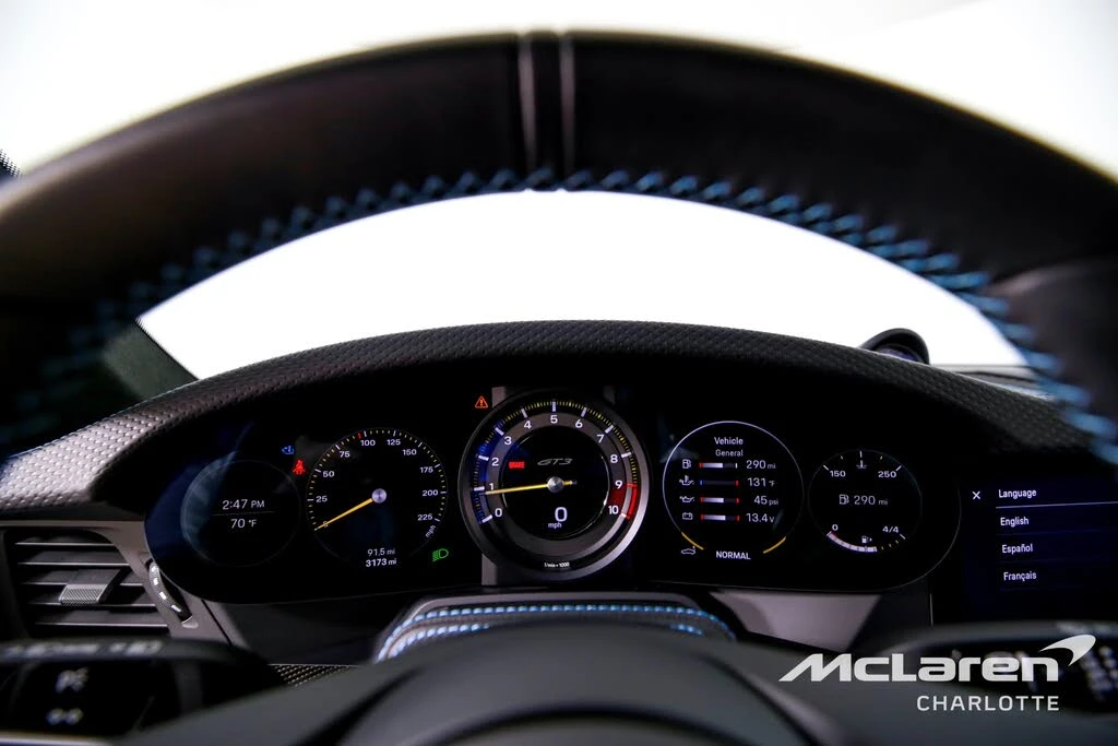 2022 Porsche 992 GT3 - Image 13 of 31