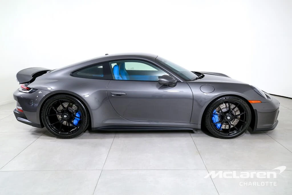 2022 Porsche 992 GT3 - Image 9 of 31
