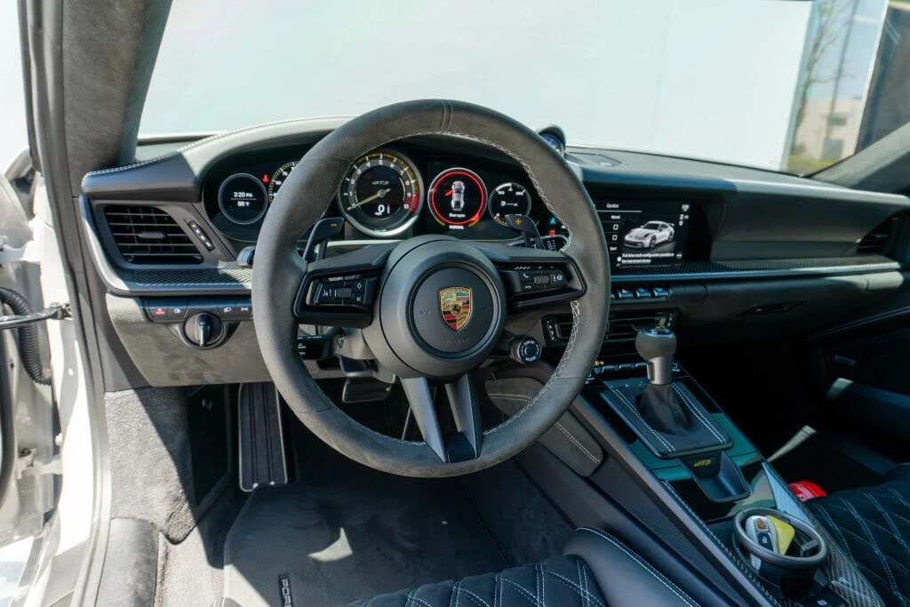 2022 Porsche 992 GT3 - Image 14 of 31