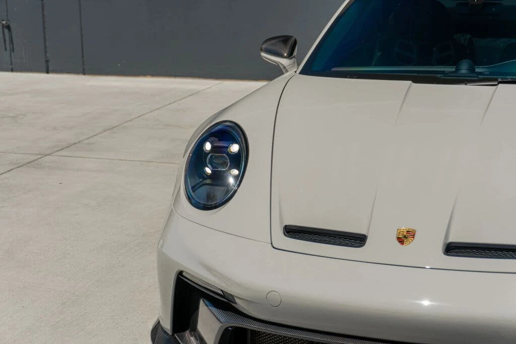 2022 Porsche 992 GT3 - Image 28 of 31