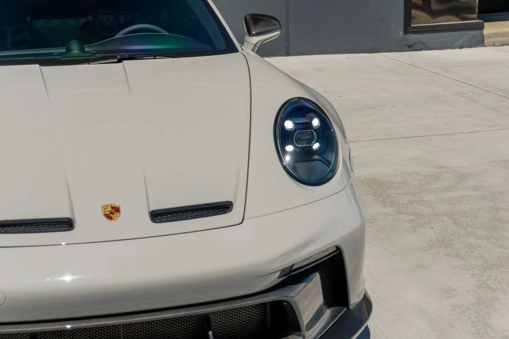 2022 Porsche 992 GT3 - Image 27 of 31