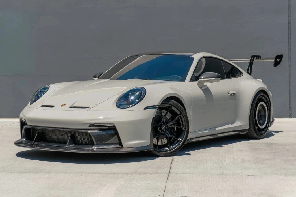 2022 Porsche 992 GT3 - Image 3 of 31