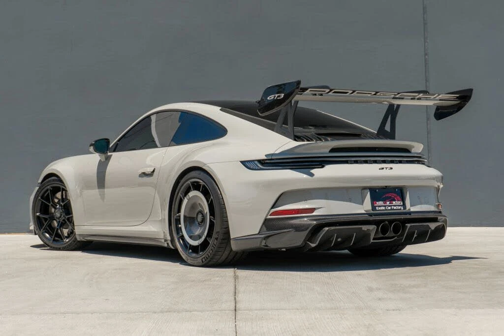 2022 Porsche 992 GT3 - Image 9 of 31