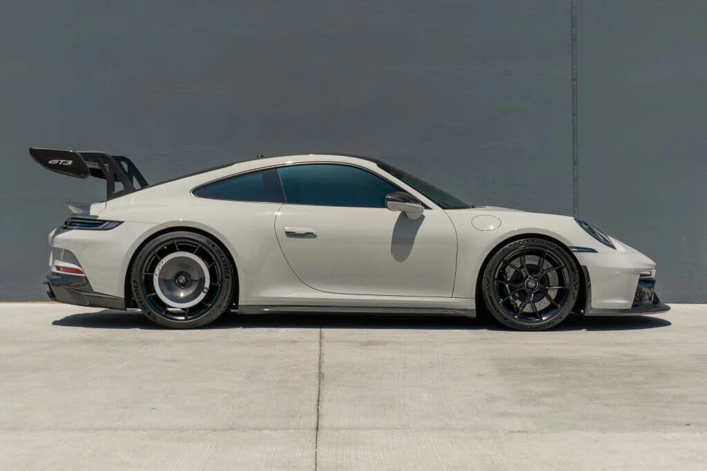 2022 Porsche 992 GT3 - Image 6 of 31