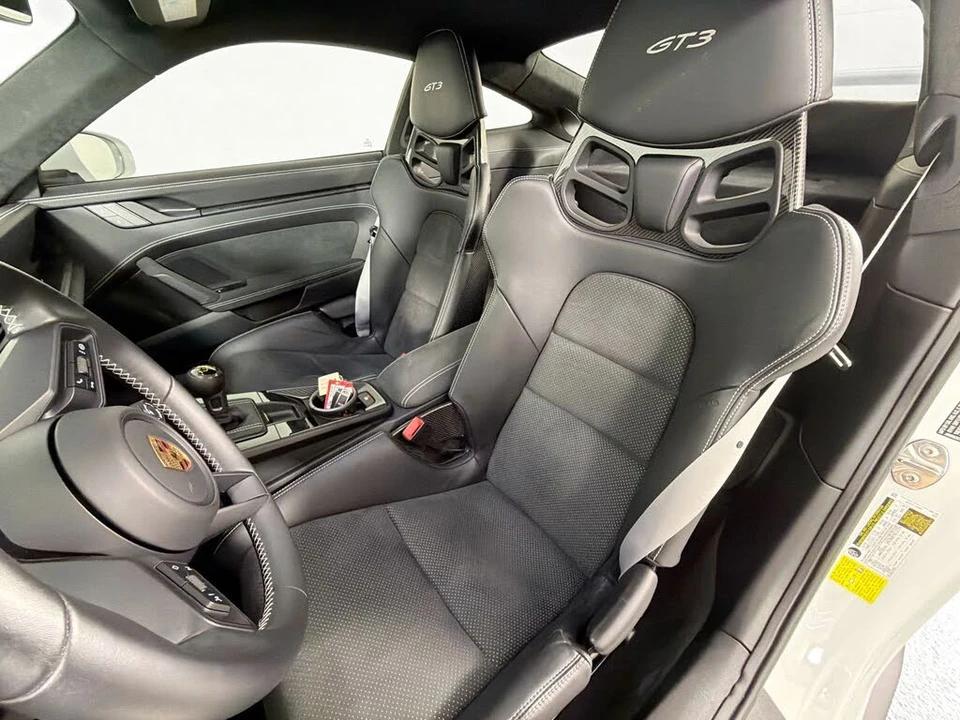 2022 Porsche 992 GT3 - Image 5 of 6
