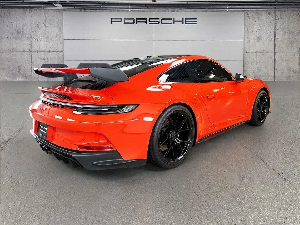 2022 Porsche 992 GT3 - Image 9 of 31