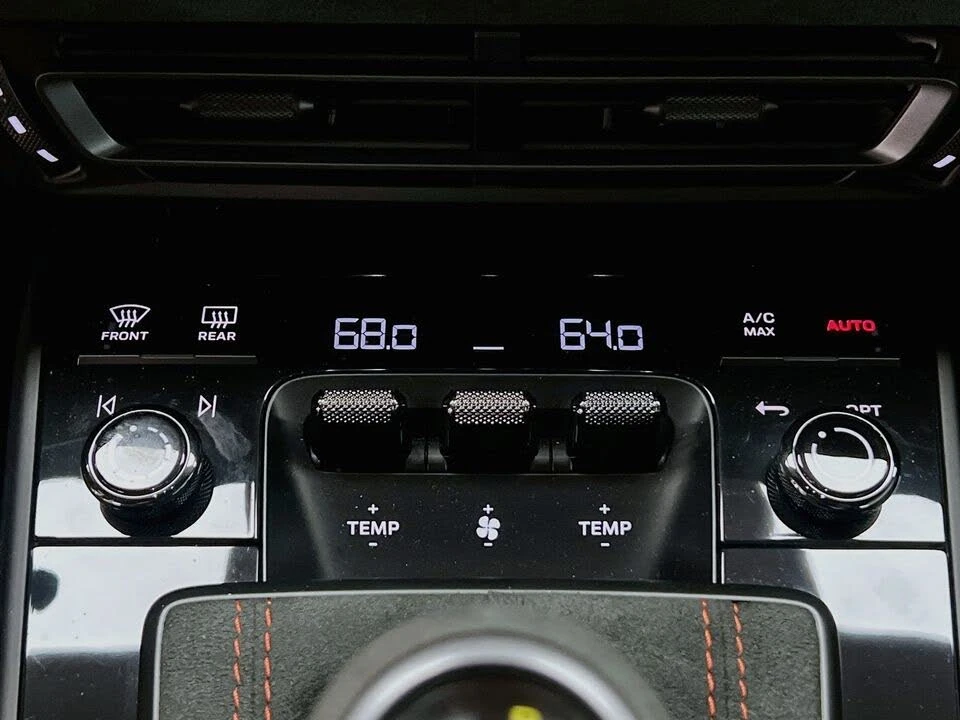 2022 Porsche 992 GT3 - Image 17 of 31