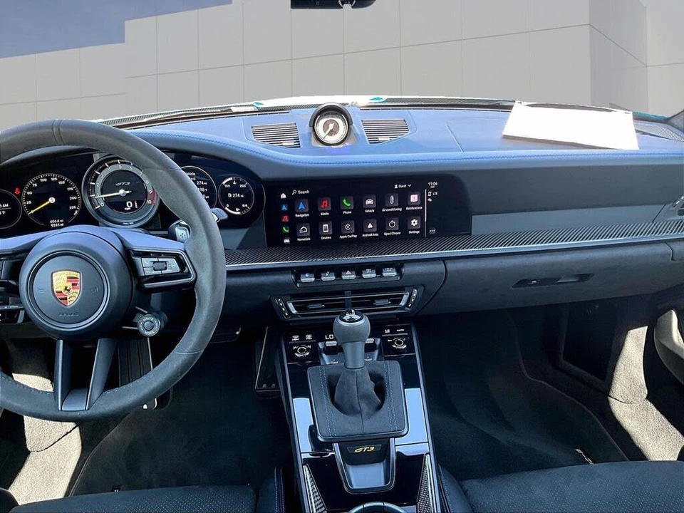 2022 Porsche 992 GT3 - Image 16 of 25