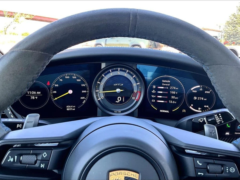 2022 Porsche 992 GT3 - Image 24 of 25