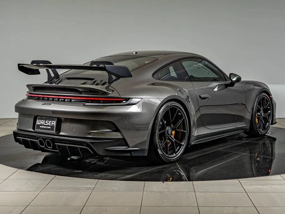 2022 Porsche 992 GT3 - Image 8 of 31