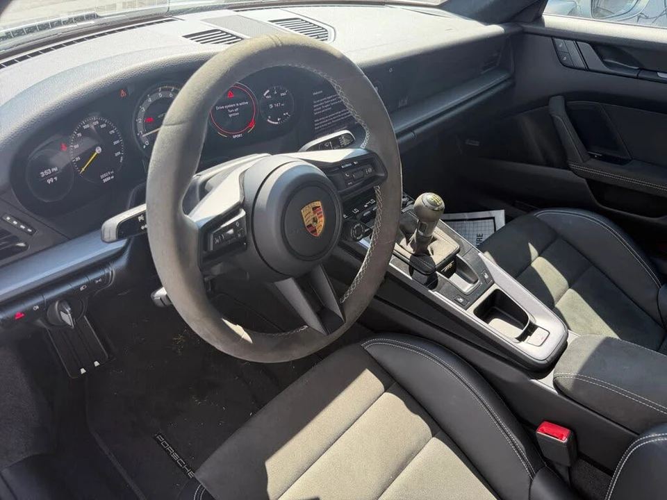 2022 Porsche 992 GT3 - Image 4 of 7