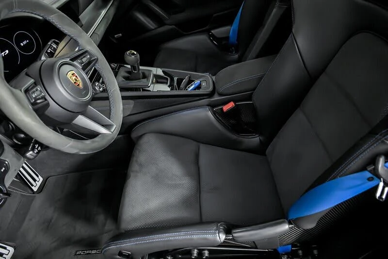2022 Porsche 992 GT3 - Image 23 of 31